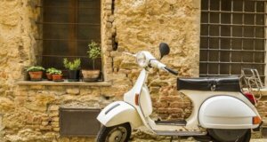 Millionenfach kopiert – nie erreicht. Die Vespa wird 70.