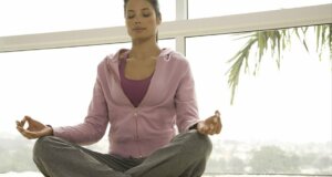 Rauchfrei durch Yoga: So gelingt die Rauchentwöhnung leichter