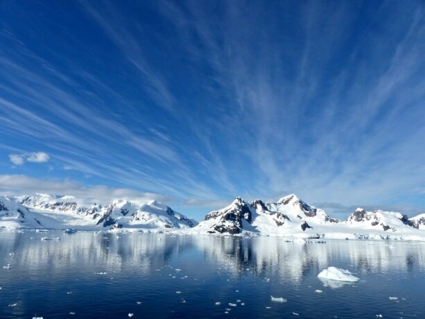 Antarktis: Eis schmilzt so schnell dahin wie nie