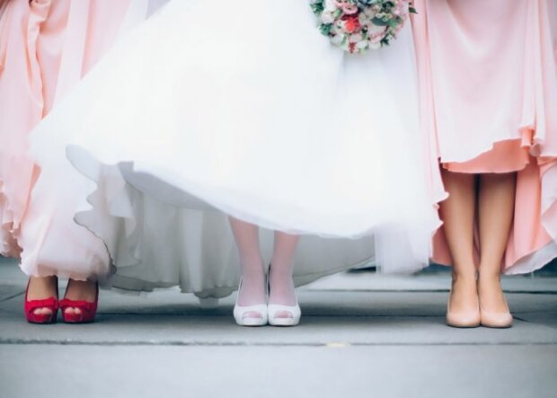 Dresscode bei Hochzeiten: Diese Style-Regeln sollten Gäste befolgen