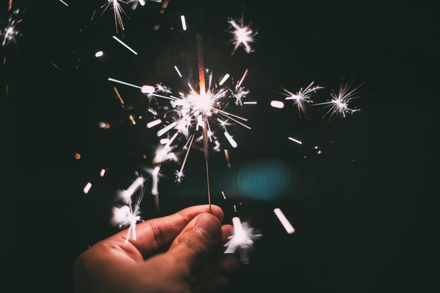 Virtuell Silvester feiern – Tipps & Ideen