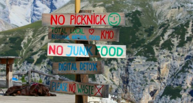 Digital detox heißt, auch mal bewusst aufs Smartphone verzichten und Zeit ohne digitale Helfer verbringen. Das kann sehr befreiend wirken. Bild: unsplash-david-bruwer-xSec4KtSeD4