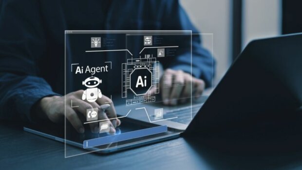 Computerdarstellung mit AI Agenten und Händen. KI verändert unsere Arbeit nachhaltig.