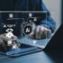 Computerdarstellung mit AI Agenten und Händen. KI verändert unsere Arbeit nachhaltig.