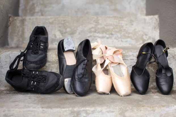 Tanzen ist Bewegung. Damit die Schuhe sitzen, gibt es diesen Ratgeber.